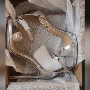 Steve Madden women's heels size 8